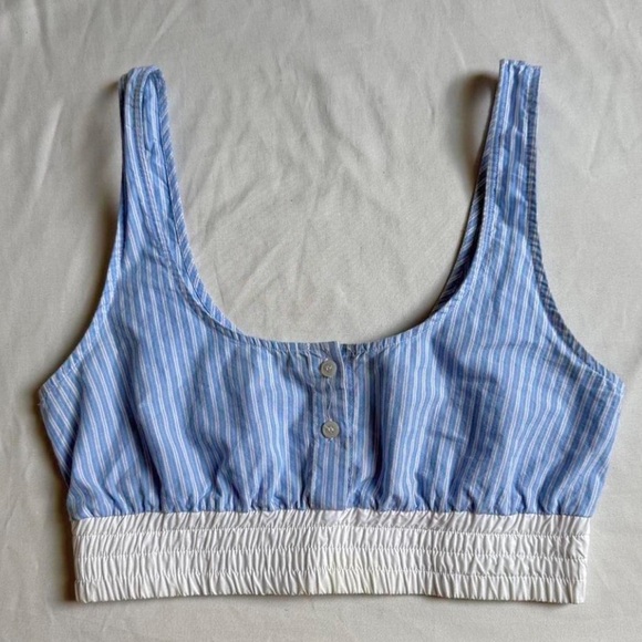 Zara Tops - Blue Zara crop top